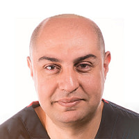 Dr.-Amr-Ekram-iDD