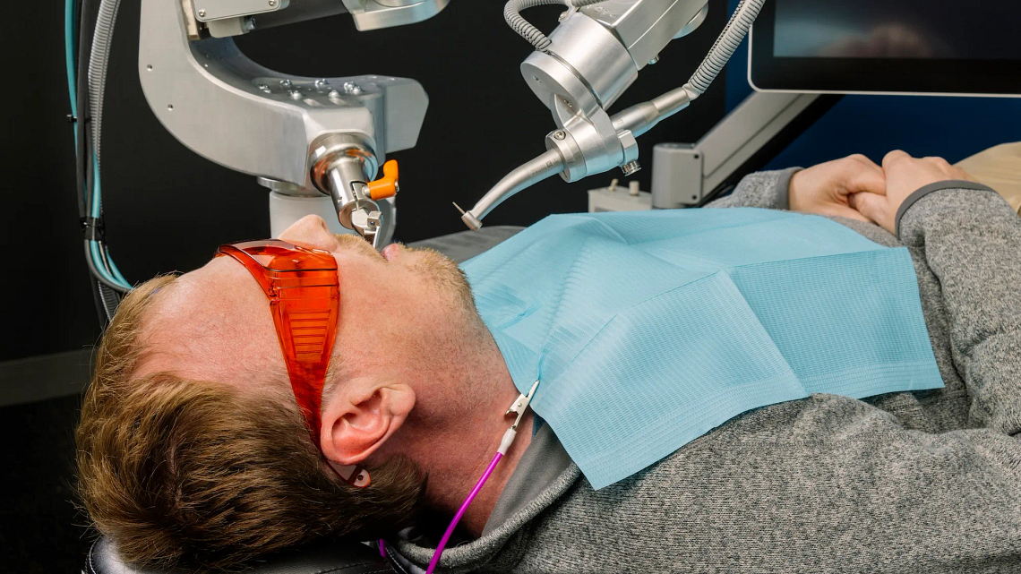perspective-ai-robot-arms-dental-procedure-idd-blog-institute-of-digital-dentistry