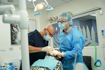 Live Patient Implant Mini Residency - Surgery iDD