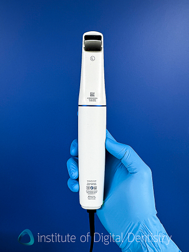 medit_i900_classic_institute_of_digital_dentistry_review_iDD10