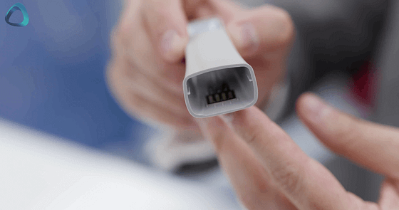 runyes-3ds-3.0-intraoral-scanner-unboxing-tip-metal-chip