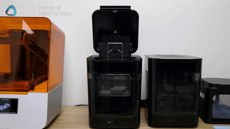 3d-printing-dental-model-idd-model-washing-post-processing