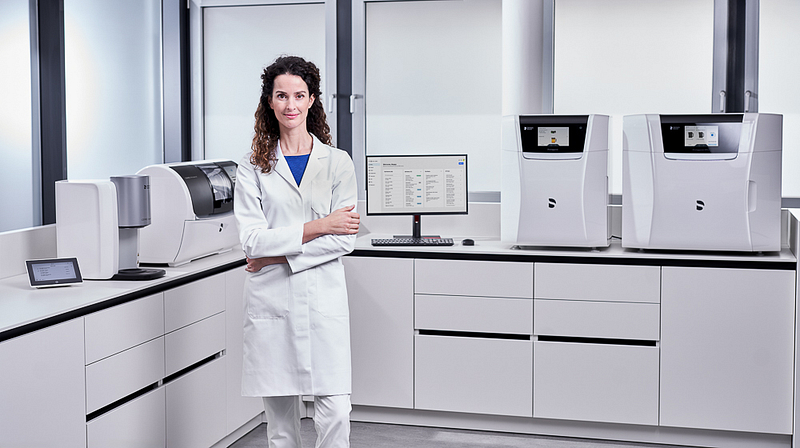 CER-image-ManufacturingFemaleDentistProductRange-CMYK-2500x1691_v2