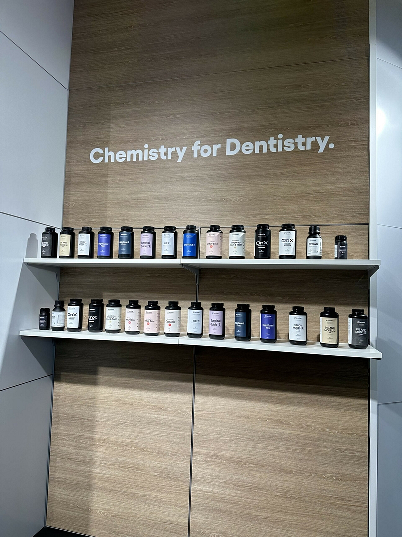 sprintray-ids-2023-idd-collab-chemistry-in-dentistry