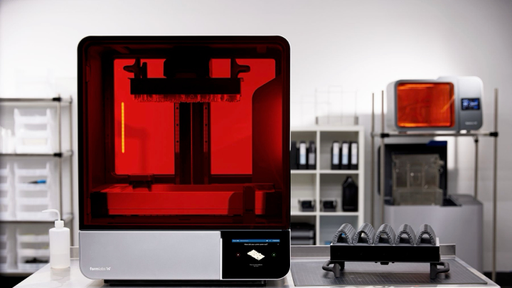 formlabs-form-4bl-3d-printer-build-platform-idd-institute-of-digital-dentistry-blog