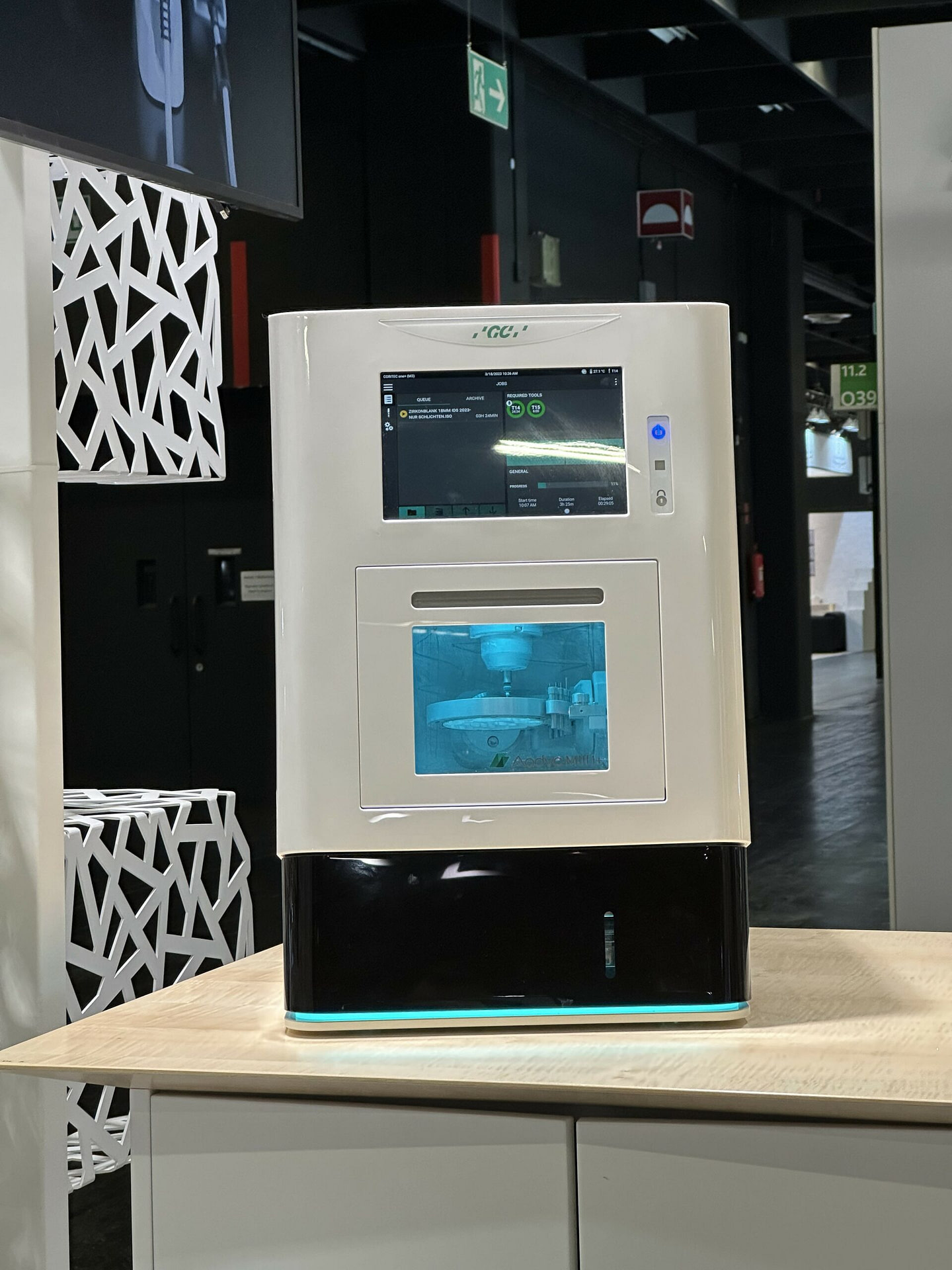 gc-dental-new-lab-scanner