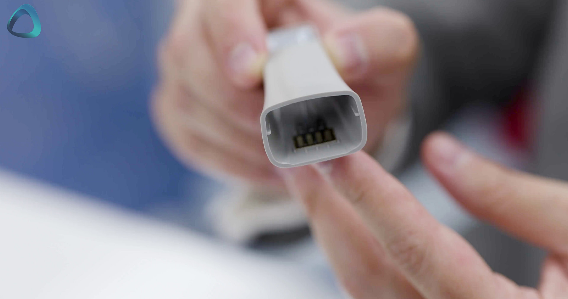 runyes-3ds-3.0-intraoral-scanner-unboxing-tip-metal-chip