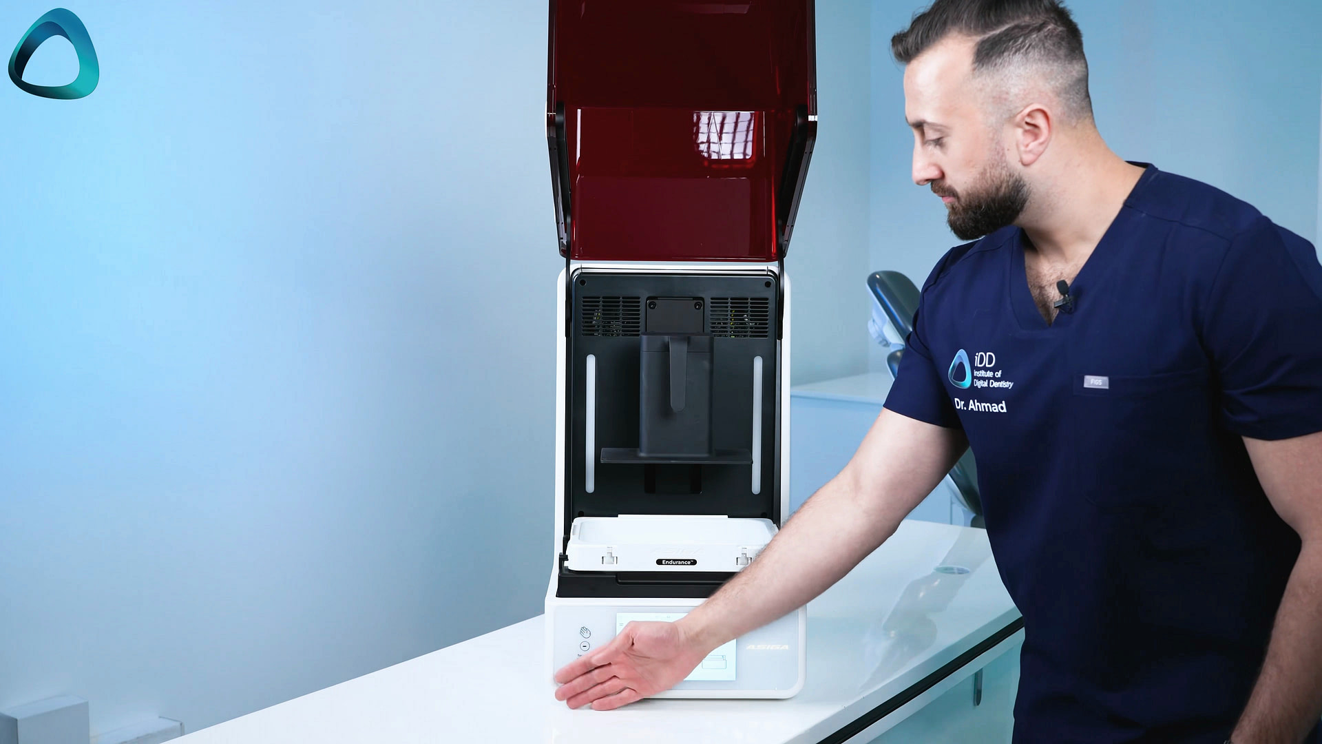 Asiga-Ultra-3d-printer-unboxing-idd-institute-of-digital-dentistry-touchless-entry-lid-wave