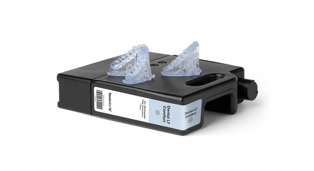 DDD_Podcast_10_Formlabs_Guillaume_Bailliard_From Lab to Chairside - Formlabs' Journey in Dental 3D Printing_Digital_Dentistry_Decoded_Podcast-dental-materials-resins-comfort-lt