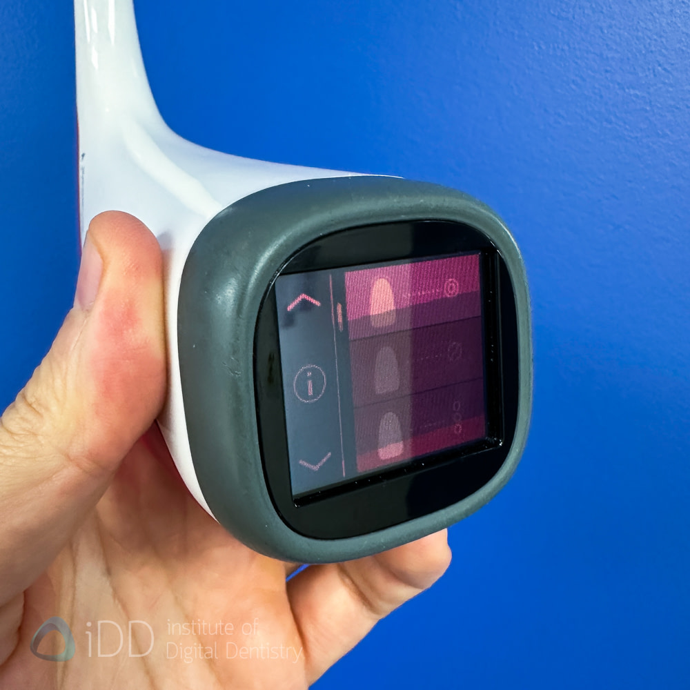 borea_cobra_shade_matching_dentistry_Dental Spectrophotometers and Shade-Matching_iDD23