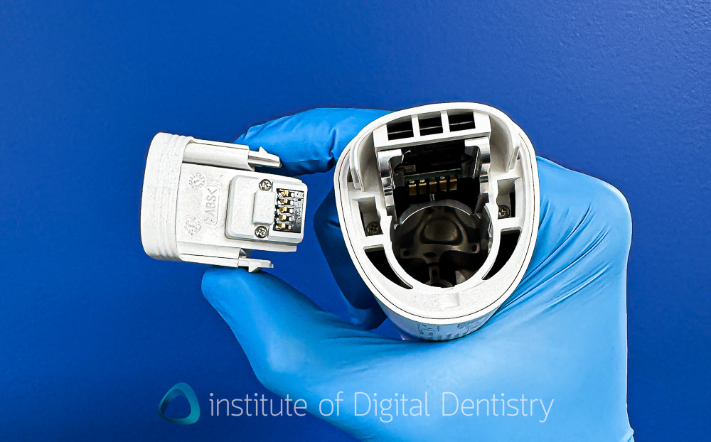 Shining_3D_Elite_Wireless_Intraoral_scanner_review_IDD11